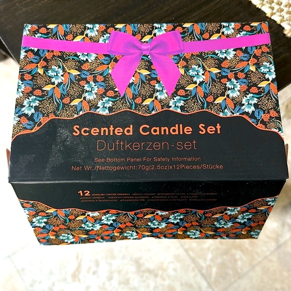 NWOT Aromatherapy Scented Candles 12 Assorted - Picture 2 of 4